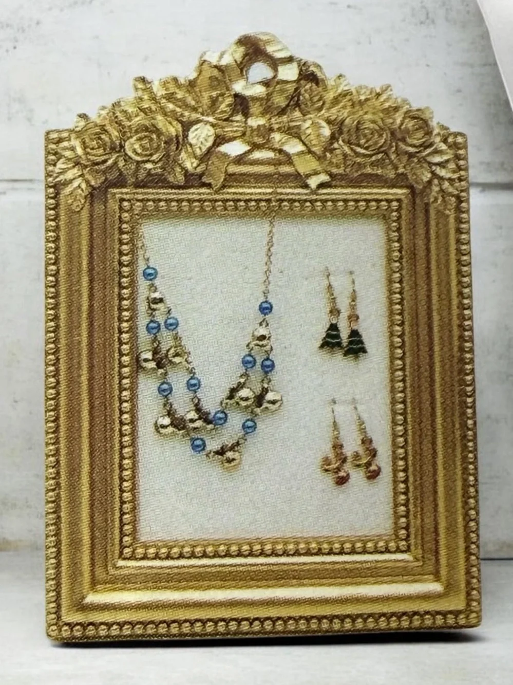Earrings jewelry Holder Gold Wedding Display ornate Stand Frame antique style……